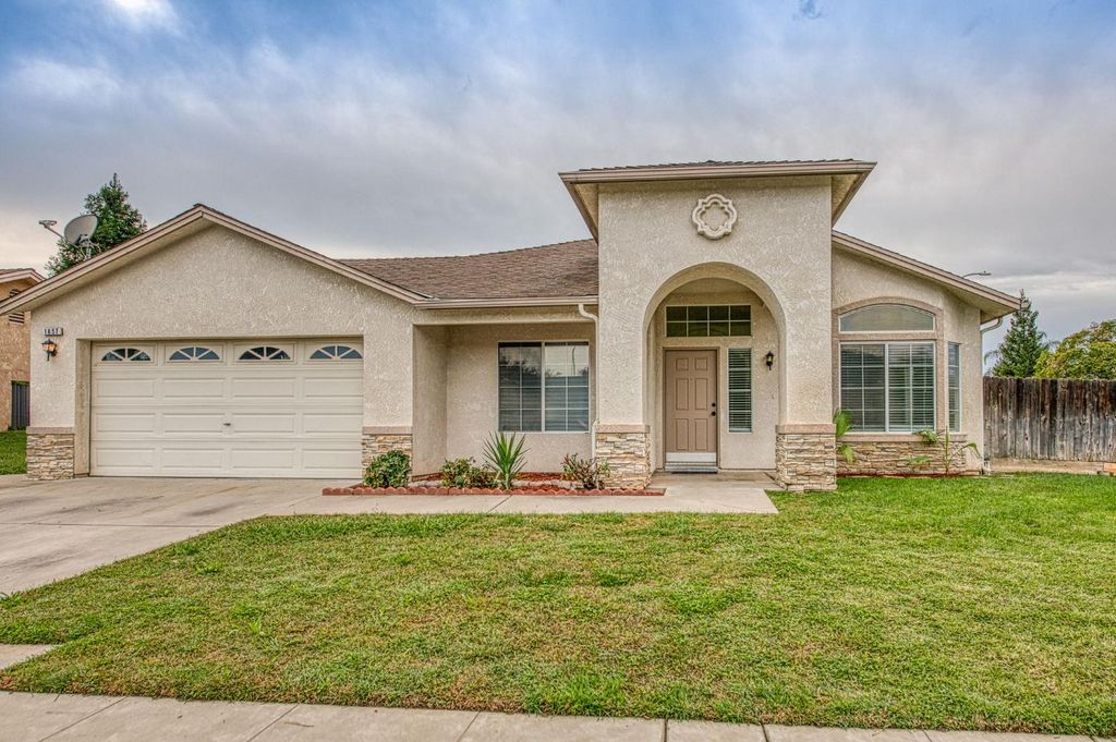 1657 N Wheeler Avenue, Fresno, CA 93722
