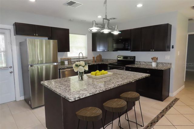 1841 WEST DRIVE, Clearwater, FL 33755