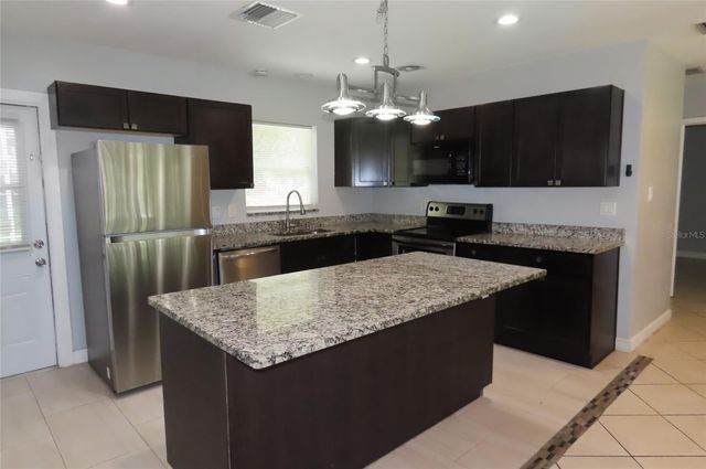 1841 WEST DRIVE, Clearwater, FL 33755