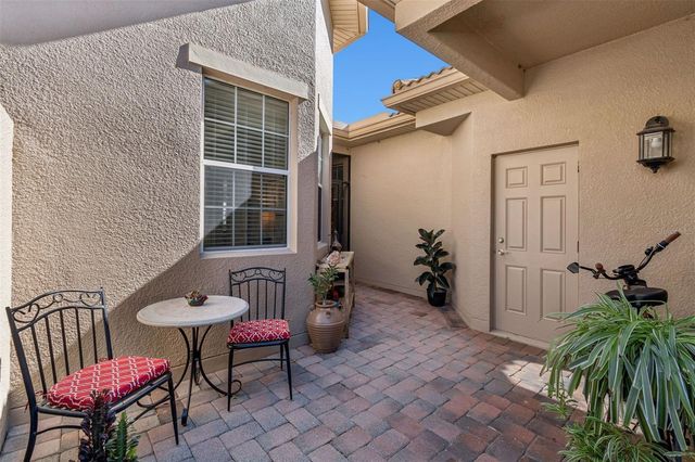 2376 PALM TREE DRIVE, Kissimmee, FL 34759