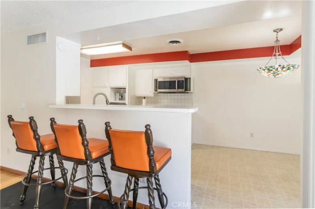 11543 Swinton, Granada Hills, CA 91344