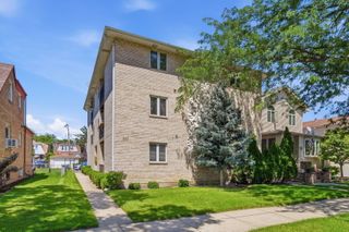 5624 W Higgins Avenue 2S, Chicago, IL 60630
