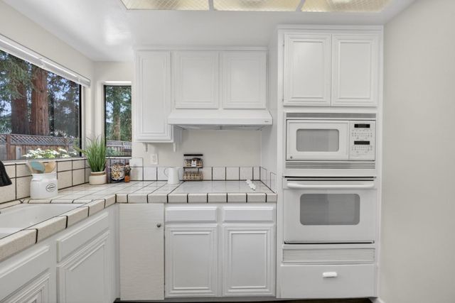 1335 Bedford Avenue, Sunnyvale, CA 94087