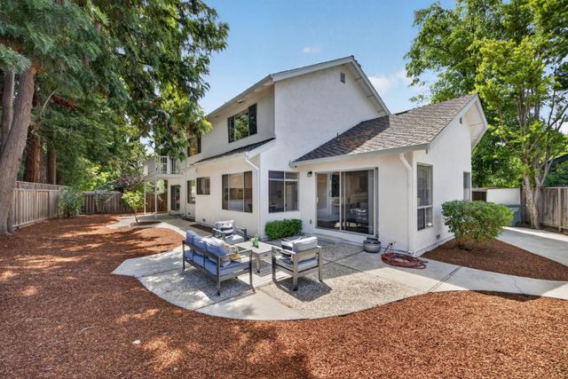 1335 Bedford Avenue, Sunnyvale, CA 94087