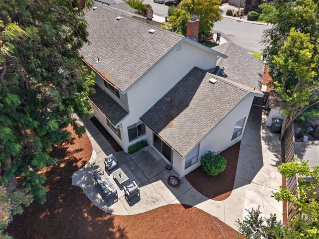 1335 Bedford Avenue, Sunnyvale, CA 94087