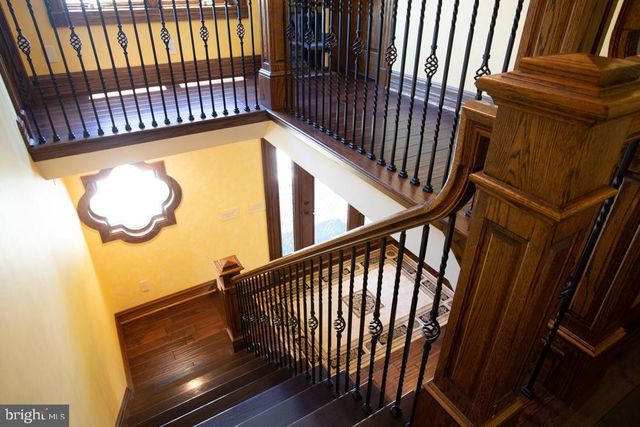 112 WALKING HORSE LN, Elkton, VA 22827