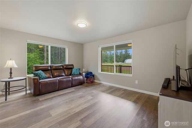 5232 W Shelton Matlock Road, Shelton, WA 95584