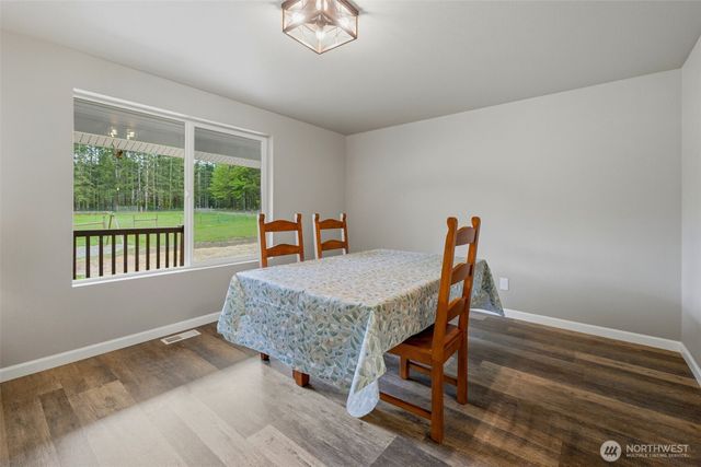 5232 W Shelton Matlock Road, Shelton, WA 95584