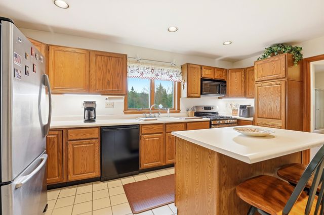 35 Turnpike Road, Sharon, NH 03458