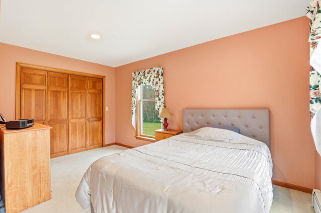 35 Turnpike Road, Sharon, NH 03458