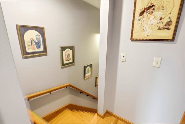 35 Turnpike Road, Sharon, NH 03458