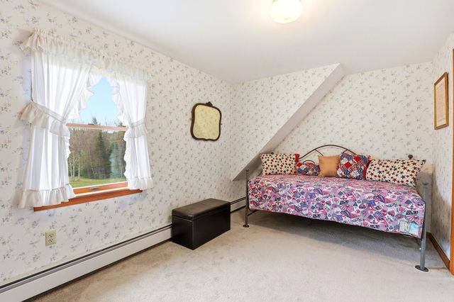 35 Turnpike Road, Sharon, NH 03458