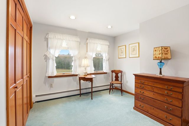 35 Turnpike Road, Sharon, NH 03458
