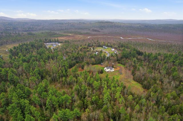 35 Turnpike Road, Sharon, NH 03458