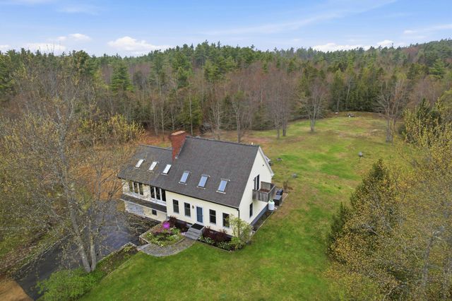 35 Turnpike Road, Sharon, NH 03458