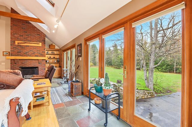35 Turnpike Road, Sharon, NH 03458