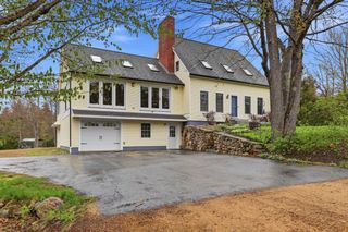 35 Turnpike Road, Sharon, NH 03458