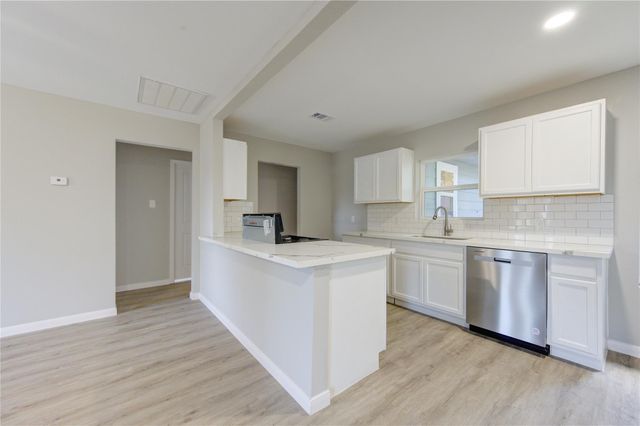 3304 Washington Street, Pasadena, TX 77503