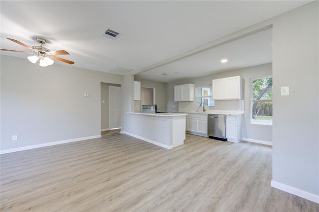 3304 Washington Street, Pasadena, TX 77503