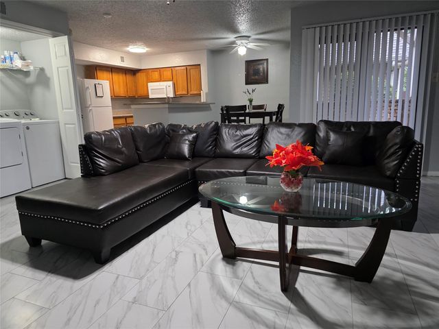 2300 Old Spanish Trail Drive 1085, Houston, TX 77054