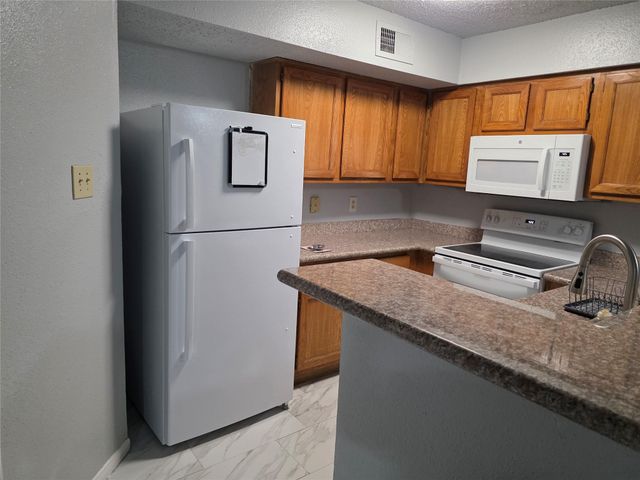 2300 Old Spanish Trail Drive 1085, Houston, TX 77054