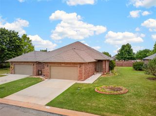 2016 NW 160th Place, Edmond, OK 73013