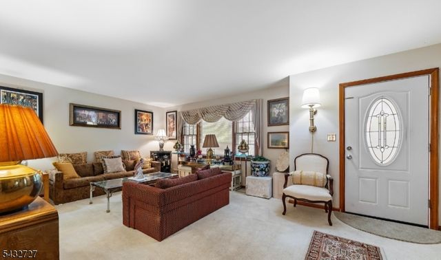 53 Mansfield Rd, Piscataway Twp., NJ 08854