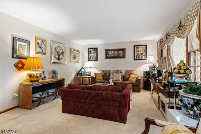 53 Mansfield Rd, Piscataway Twp., NJ 08854