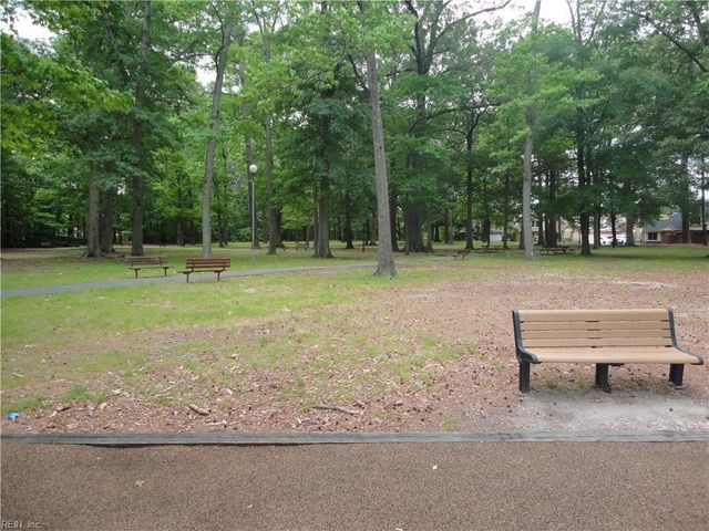 4245 Buckeye CT, Virginia Beach, VA 23462