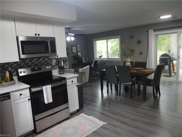 4245 Buckeye CT, Virginia Beach, VA 23462