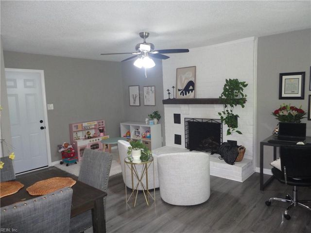 4245 Buckeye CT, Virginia Beach, VA 23462