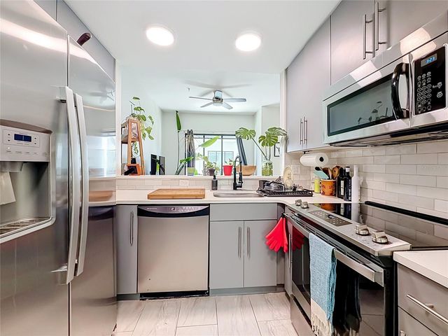 465 E SOUTH STREET 6, Orlando, FL 32801