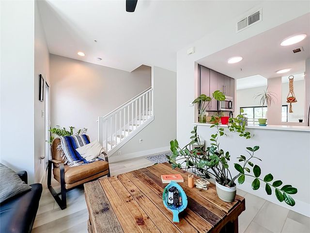 465 E SOUTH STREET 6, Orlando, FL 32801