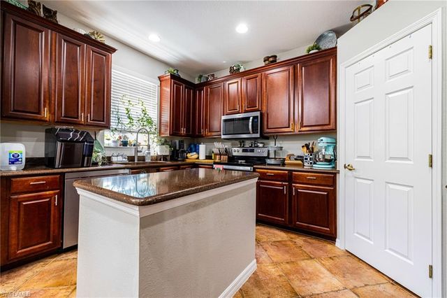 14077 Danpark LOOP, Fort Myers, FL 33912