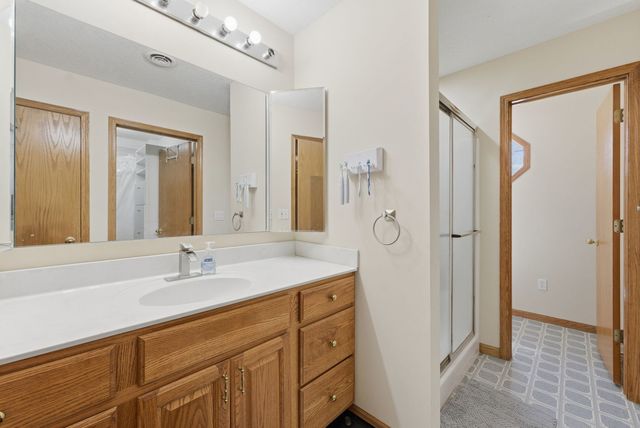 613 Conor Court, Blue Grass, IA 52726