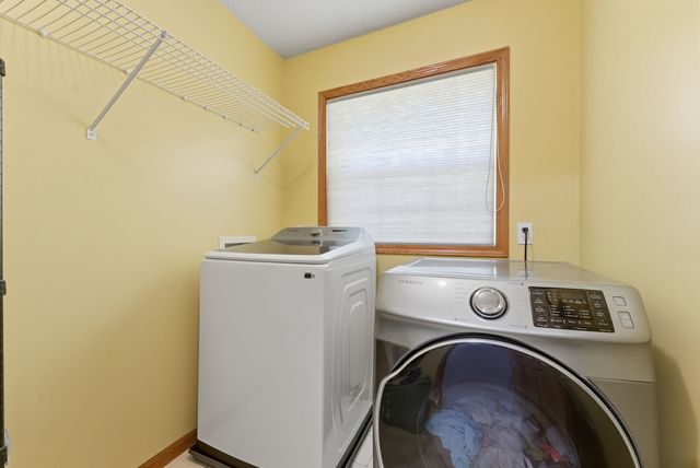 613 Conor Court, Blue Grass, IA 52726