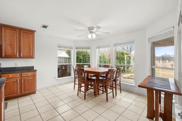 5712 Creekway Drive, Denton, TX 76226