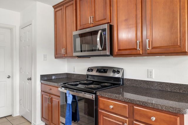 5712 Creekway Drive, Denton, TX 76226