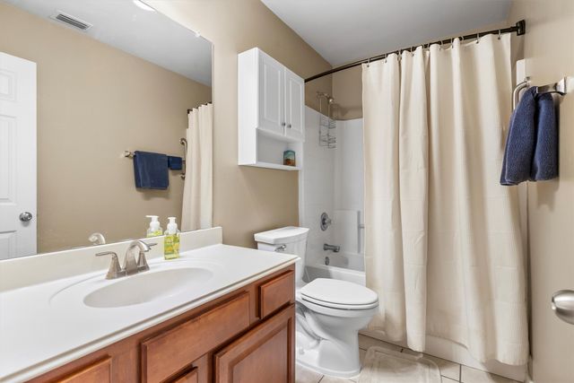 5712 Creekway Drive, Denton, TX 76226