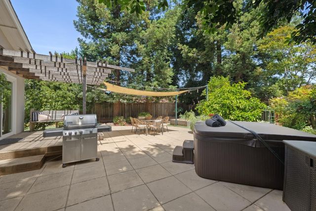 174 Preston Drive, Mountain View, CA 94040