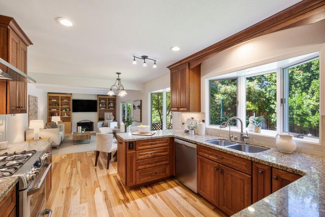 174 Preston Drive, Mountain View, CA 94040
