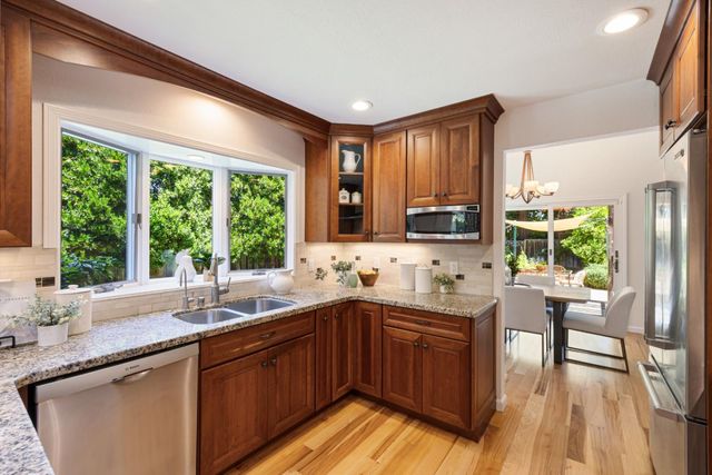 174 Preston Drive, Mountain View, CA 94040