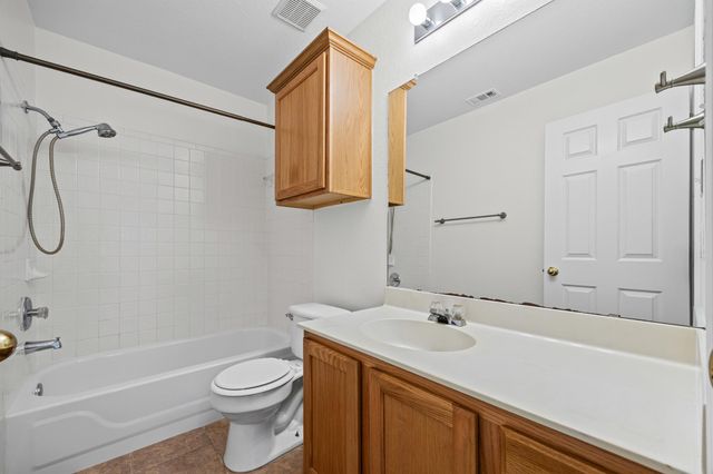 4420 Destinys Gate DR, Austin, TX 78727