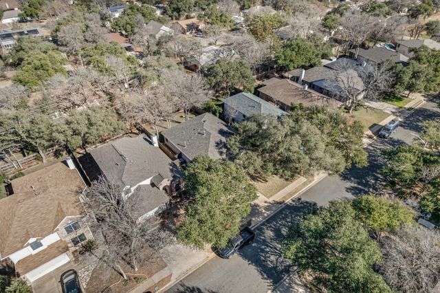 4420 Destinys Gate DR, Austin, TX 78727