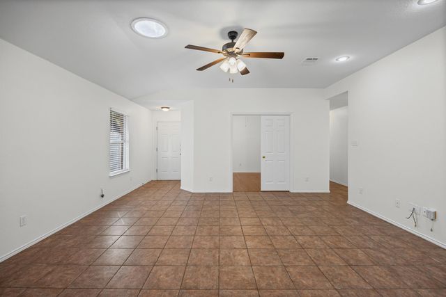 4420 Destinys Gate DR, Austin, TX 78727