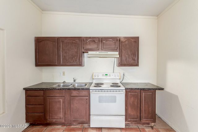 214 W Missouri Street, Tucson, AZ 85714