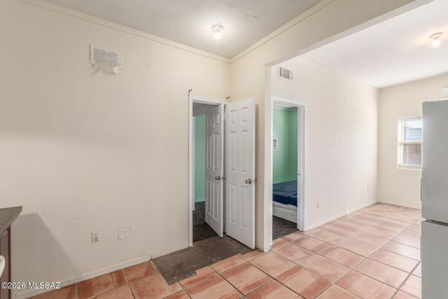 214 W Missouri Street, Tucson, AZ 85714