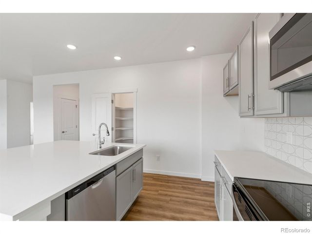 677 Muturu Road, Johnstown, CO 80534