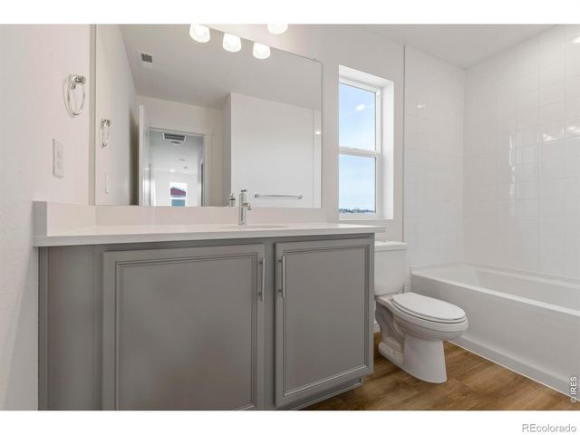 677 Muturu Road, Johnstown, CO 80534