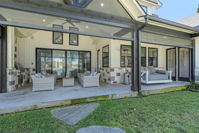 1121 The Shores Drive, Corsicana, TX 75109